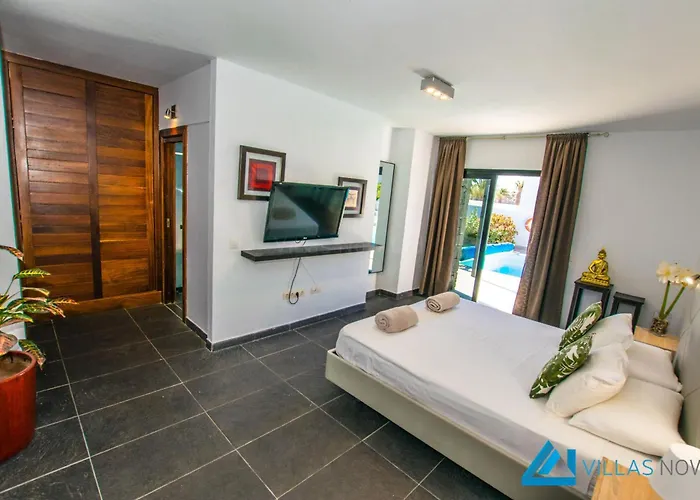 229 - Lanson By Now Ltd Плайя-Бланка